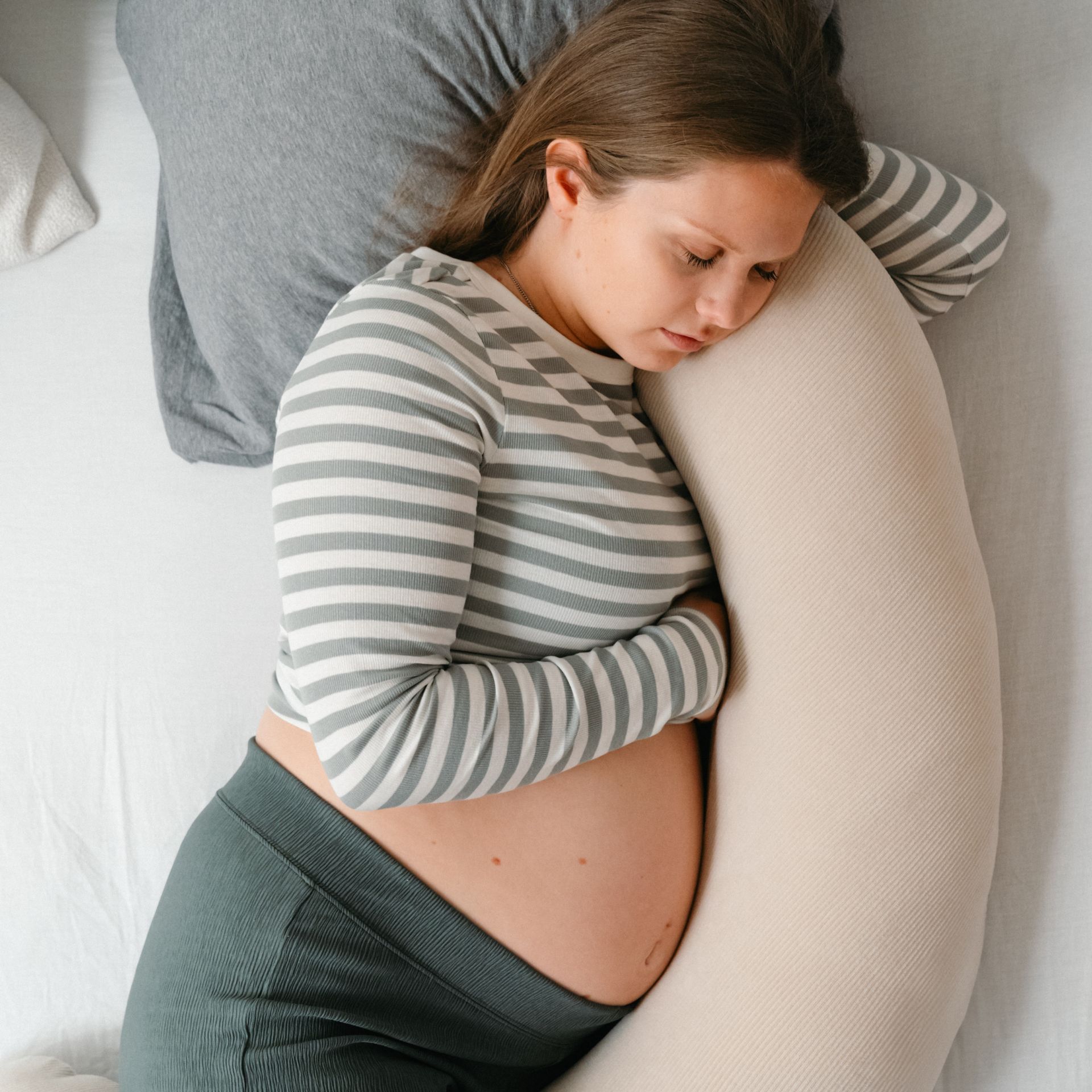 Buddy multifunkční kojící polštář, Corduroy Sand